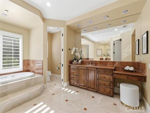 1852  Sharon  , Santa Ana, CA