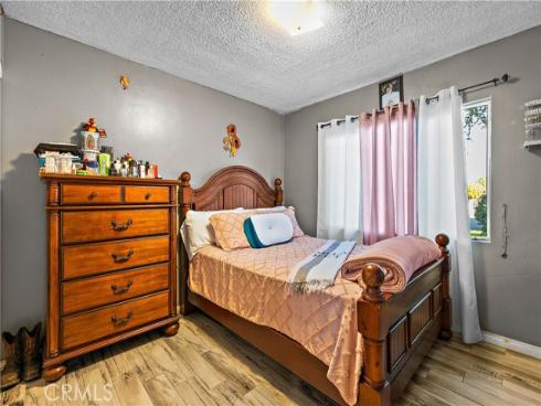 1820  Marine   Street, Santa Ana, CA