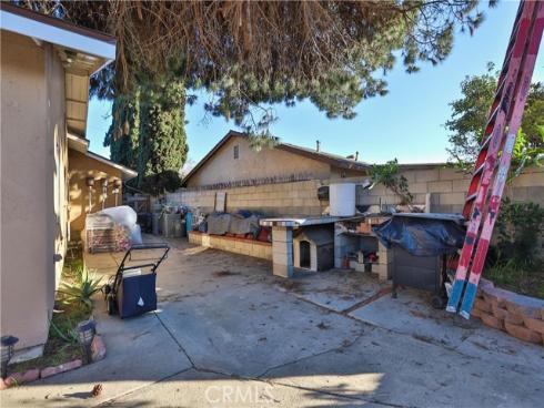 1820  Marine   Street, Santa Ana, CA