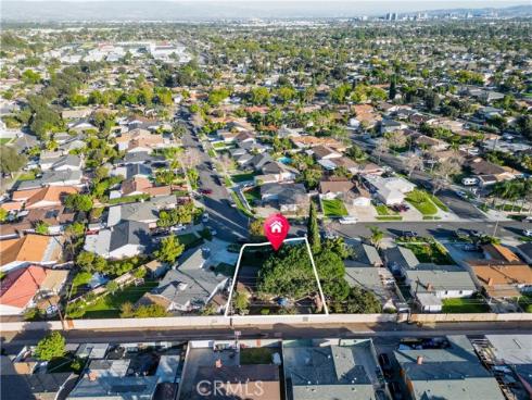 1820  Marine   Street, Santa Ana, CA