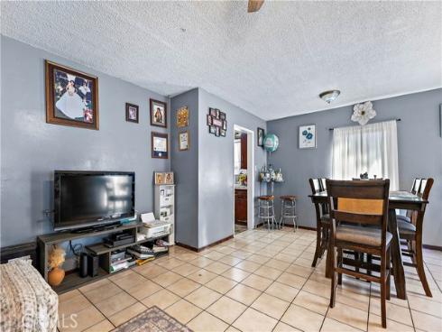 1820  Marine   Street, Santa Ana, CA