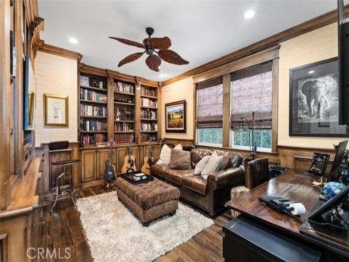 3334  S. Crawford Glen  , Santa Ana, CA