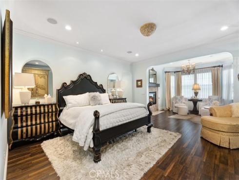 3334  S. Crawford Glen  , Santa Ana, CA