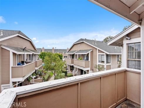 1525 S Raitt  29 , Santa Ana, CA