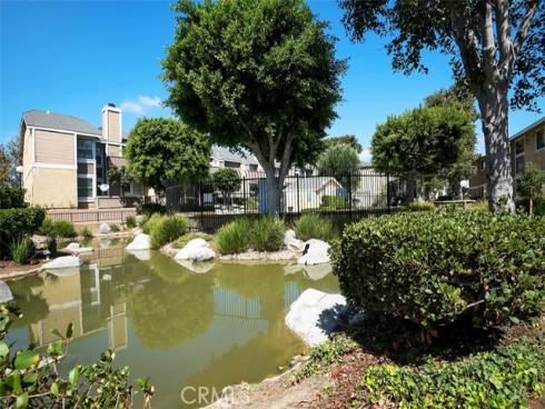 1525 S Raitt  29 , Santa Ana, CA