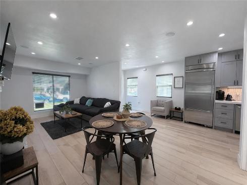 1020 N Raitt  , Santa Ana, CA