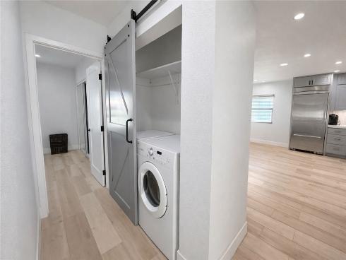 1020 N Raitt  , Santa Ana, CA