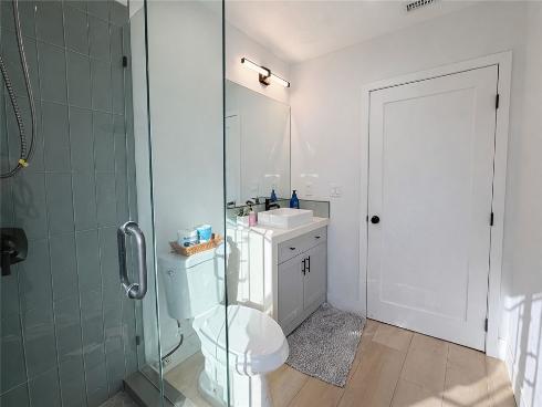 1020 N Raitt  , Santa Ana, CA