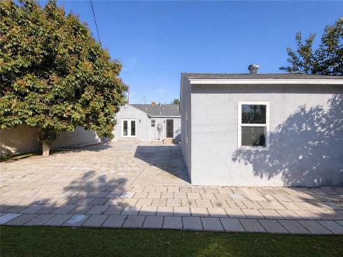 1020 N Raitt  , Santa Ana, CA