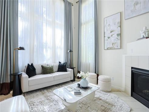 347 E Memory , Santa Ana, CA