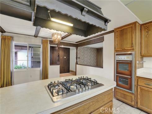 2218  Lewis   Street, Santa Ana, CA