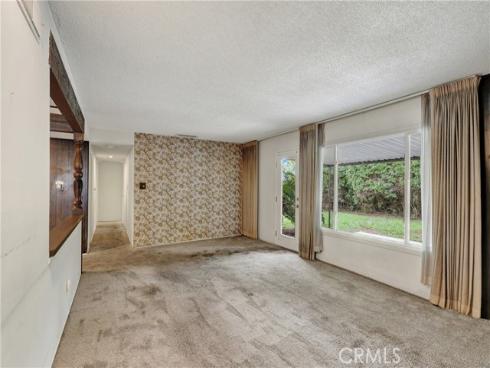 2218  Lewis   Street, Santa Ana, CA