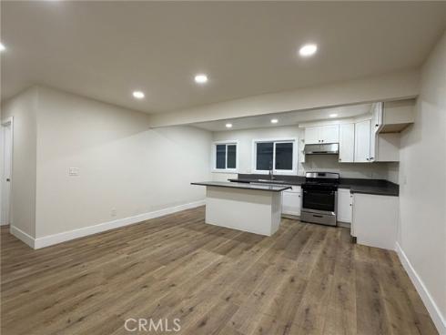 4721 W Oakfield  , Santa Ana, CA