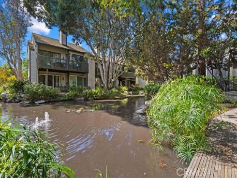 2522 W Macarthur  , Santa Ana, CA