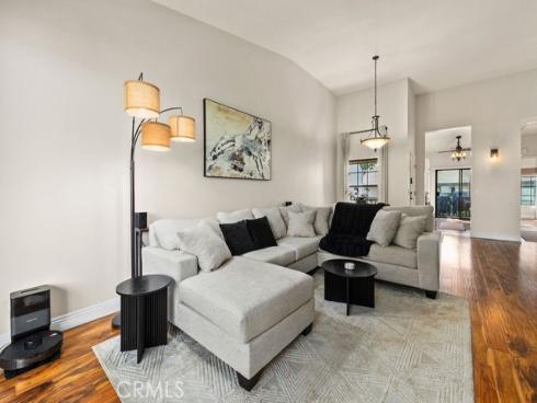 2522 W Macarthur  , Santa Ana, CA