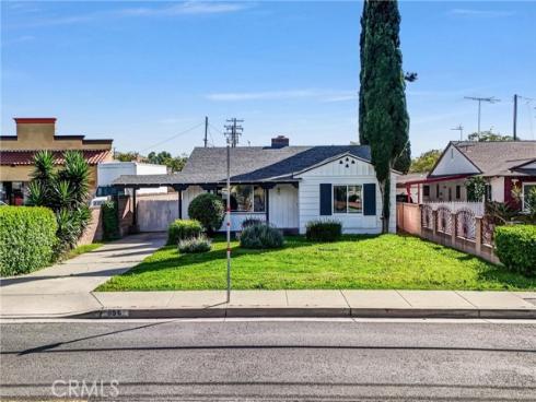 856 E. Mcfadden Avenue