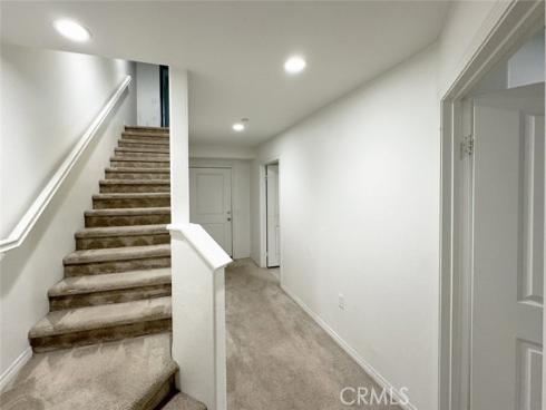 1530 W 1st  19 , Santa Ana, CA