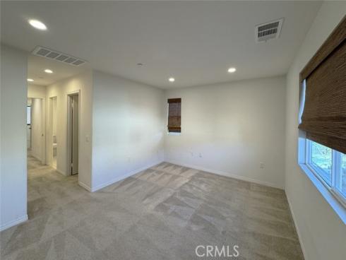 1530 W 1st  19 , Santa Ana, CA