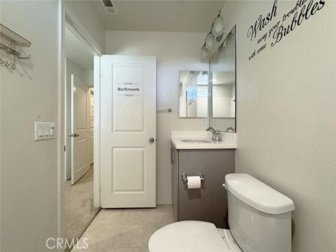 1530 W 1st  19 , Santa Ana, CA