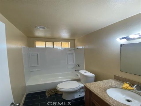 1321 S Standard  D , Santa Ana, CA