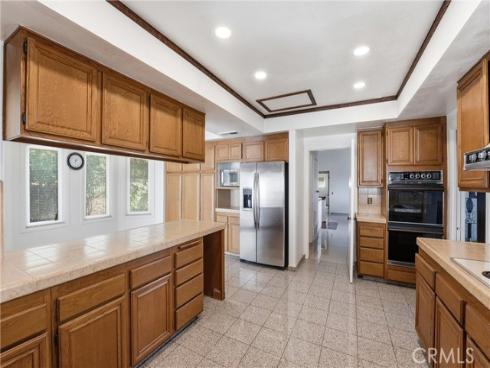 18831  Winnwood   Lane, Santa Ana, CA