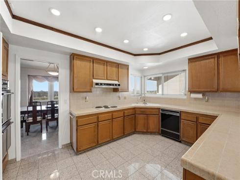 18831  Winnwood   Lane, Santa Ana, CA