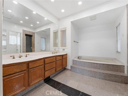 18831  Winnwood   Lane, Santa Ana, CA