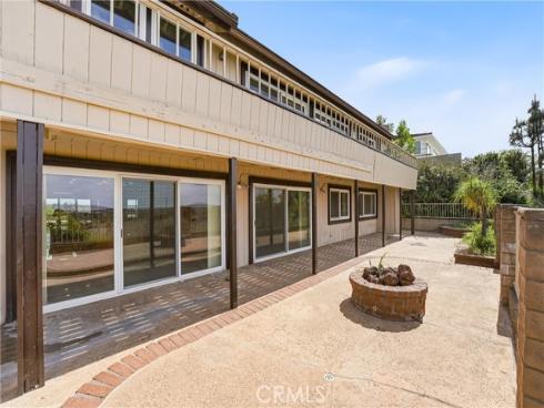 18831  Winnwood   Lane, Santa Ana, CA