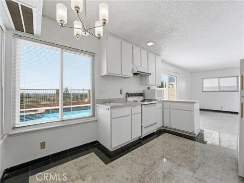 18831  Winnwood   Lane, Santa Ana, CA