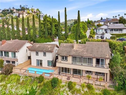 18831  Winnwood   Lane, Santa Ana, CA