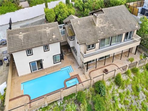 18831  Winnwood   Lane, Santa Ana, CA