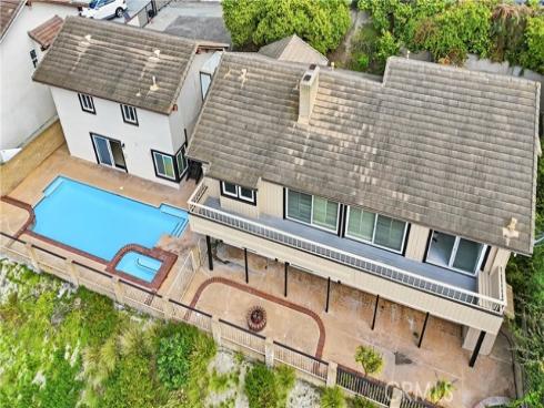 18831  Winnwood   Lane, Santa Ana, CA