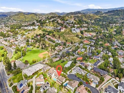 18831  Winnwood   Lane, Santa Ana, CA