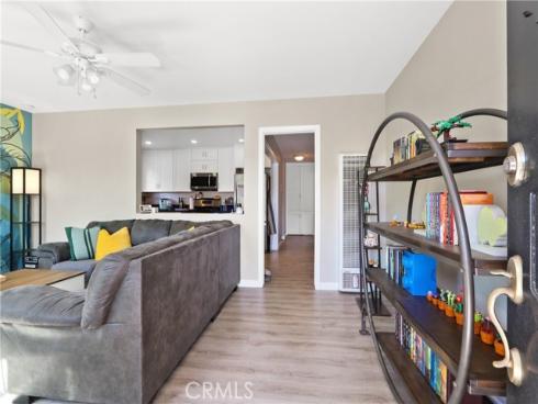 1221  Carlton  , Santa Ana, CA