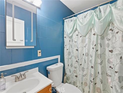 519  English  , Santa Ana, CA