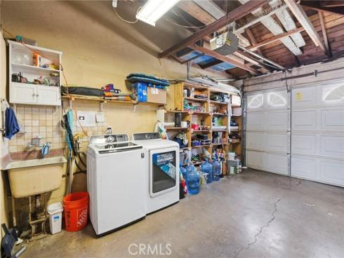 519  English  , Santa Ana, CA