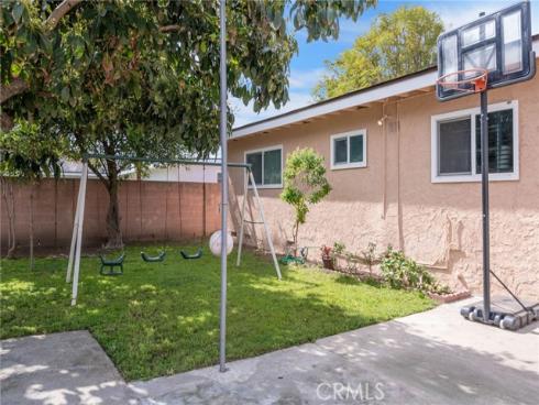 519  English  , Santa Ana, CA