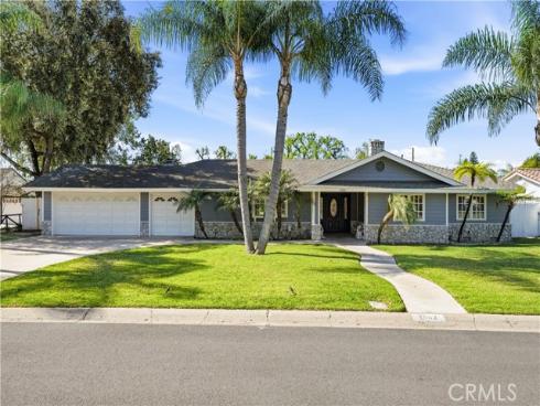 1062  El Camino  , Santa Ana, CA