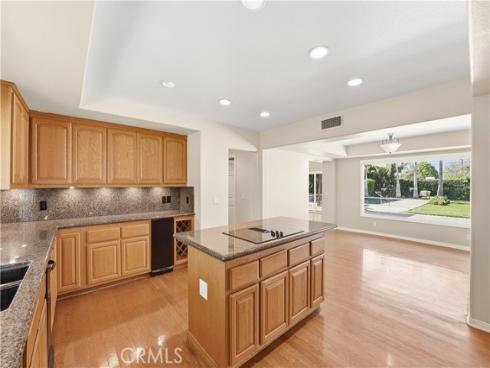 1062  El Camino  , Santa Ana, CA