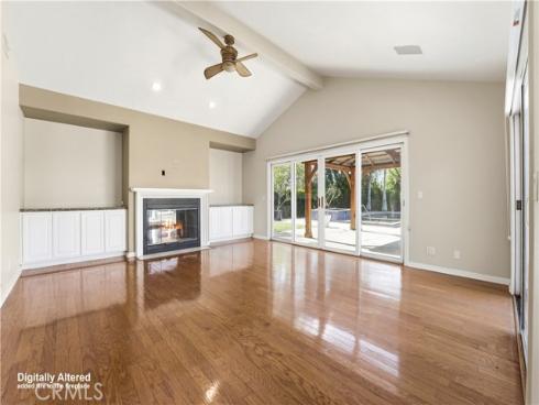 1062  El Camino  , Santa Ana, CA