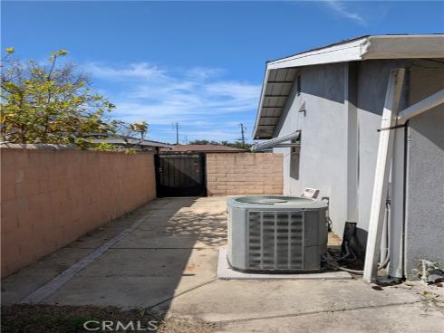 1019 S Shawnee   Drive, Santa Ana, CA