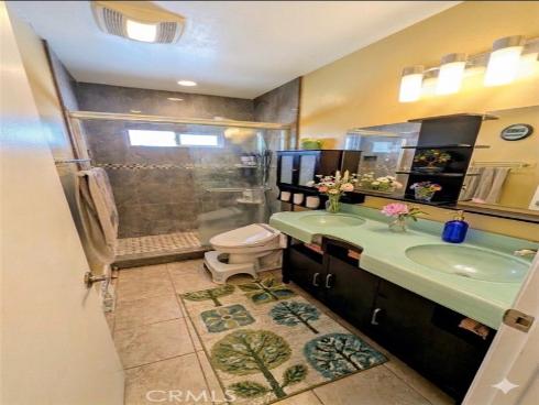 1019 S Shawnee   Drive, Santa Ana, CA