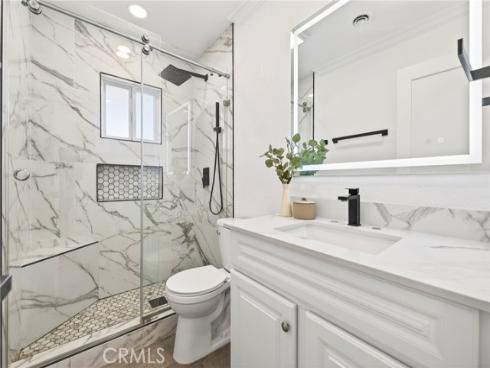 1626 E 15th  , Santa Ana, CA