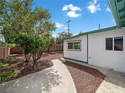 1410 W Camden   Place, Santa Ana, CA
