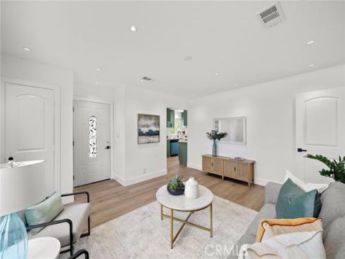 1410 W Camden   Place, Santa Ana, CA