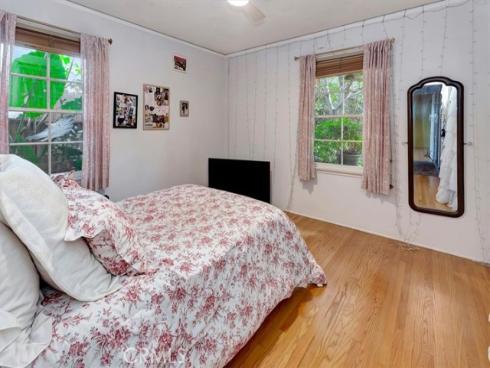 2310  Poinsettia  , Santa Ana, CA