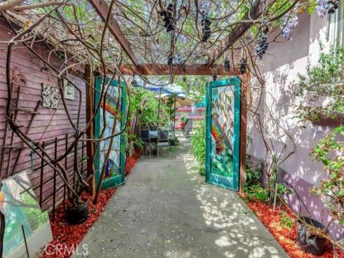 2310  Poinsettia  , Santa Ana, CA