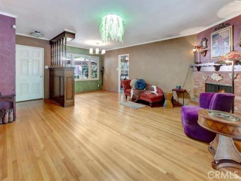 2310  Poinsettia  , Santa Ana, CA