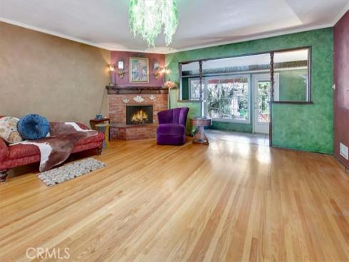 2310  Poinsettia  , Santa Ana, CA