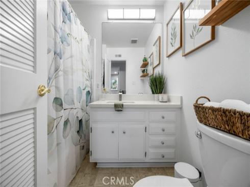 3050 S Bristol #6E, Santa Ana, CA
